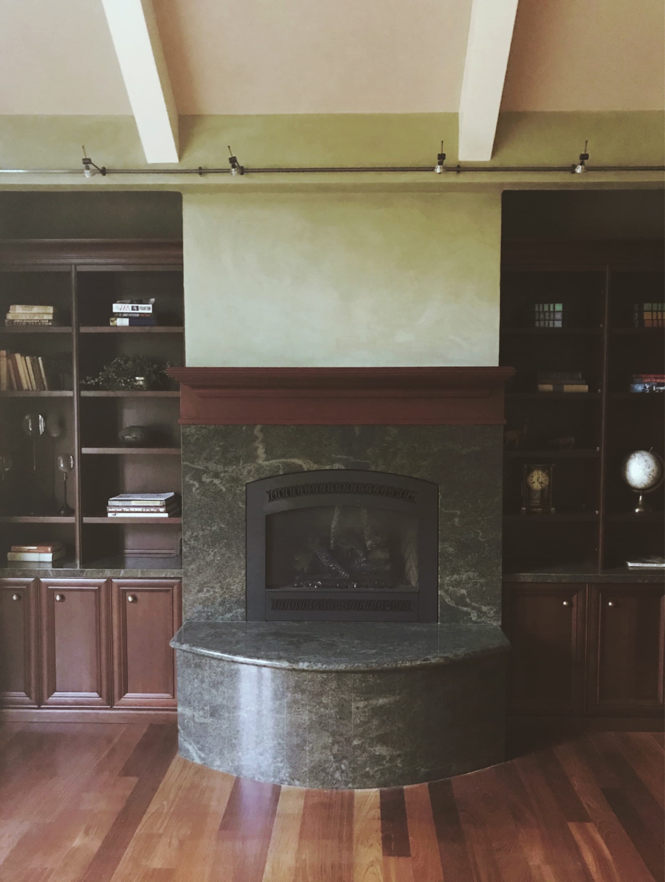 Mudroom Entrance — natural plaster project in Whatcom County, WA
