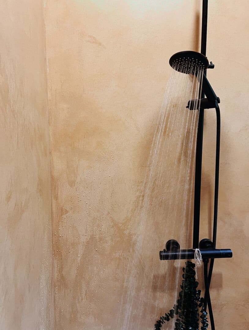 Tadelakt Shower — photo 1