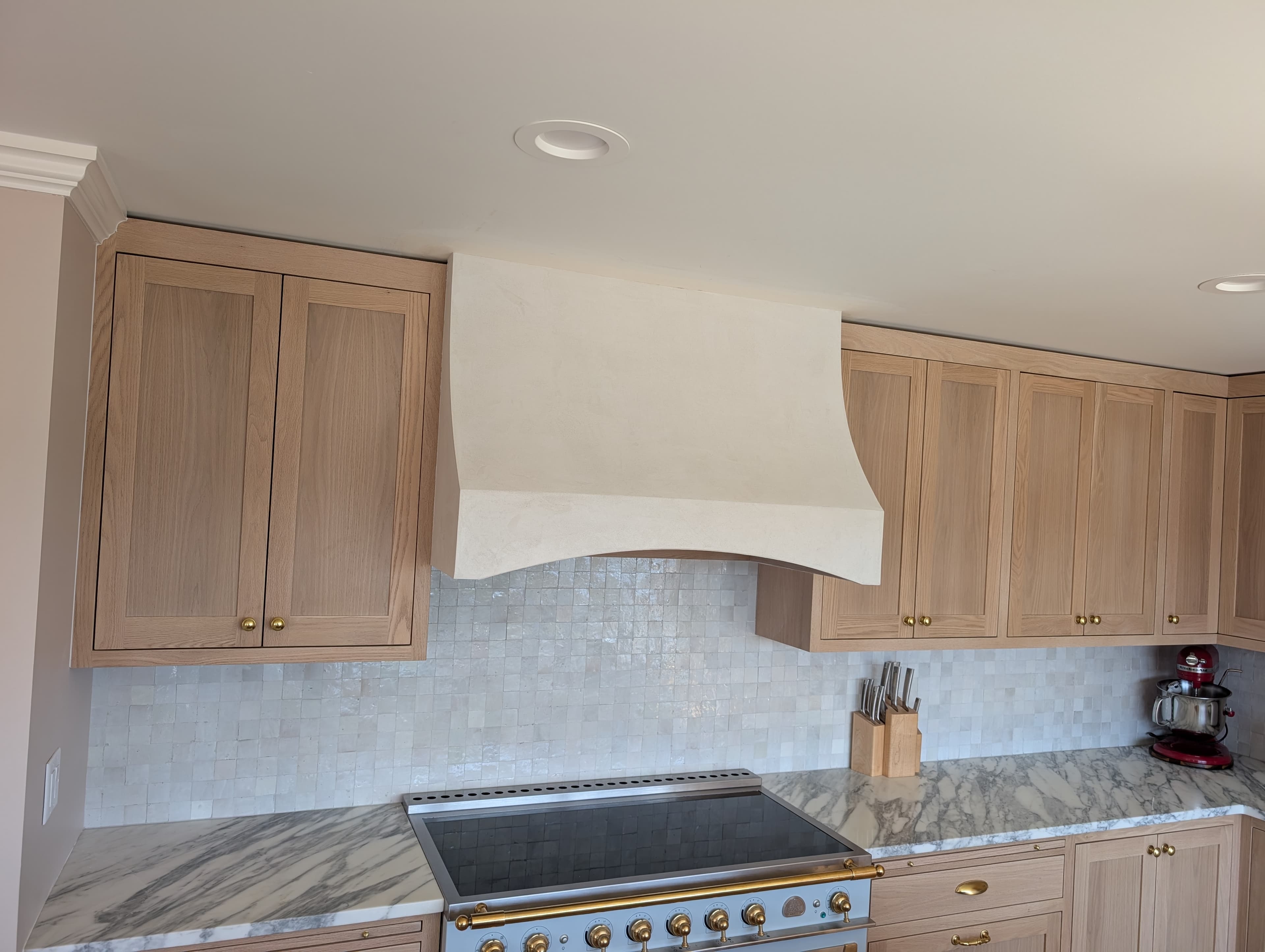 French Country Kitchen Hood — photo 4