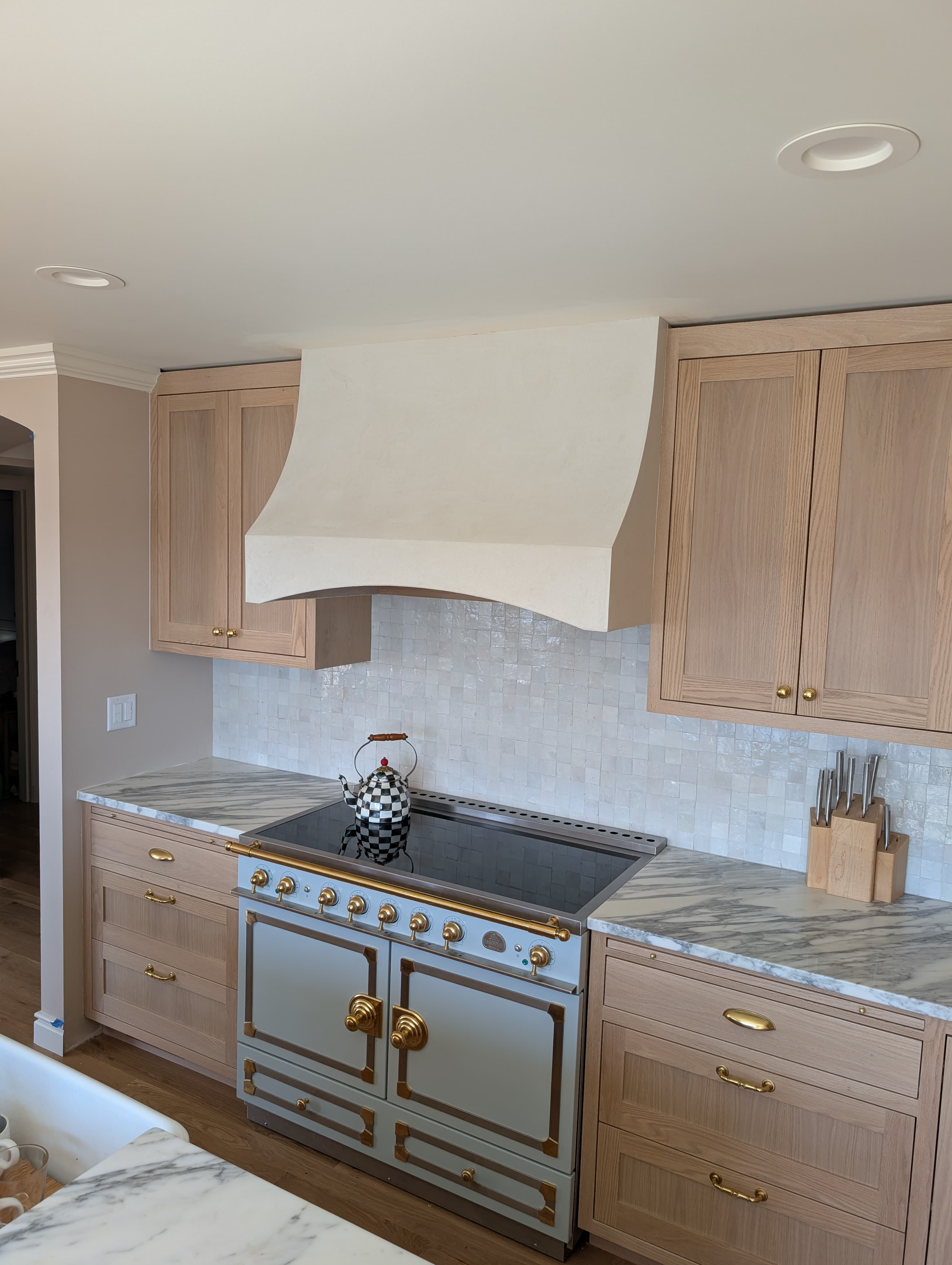 French Country Kitchen Hood — photo 1